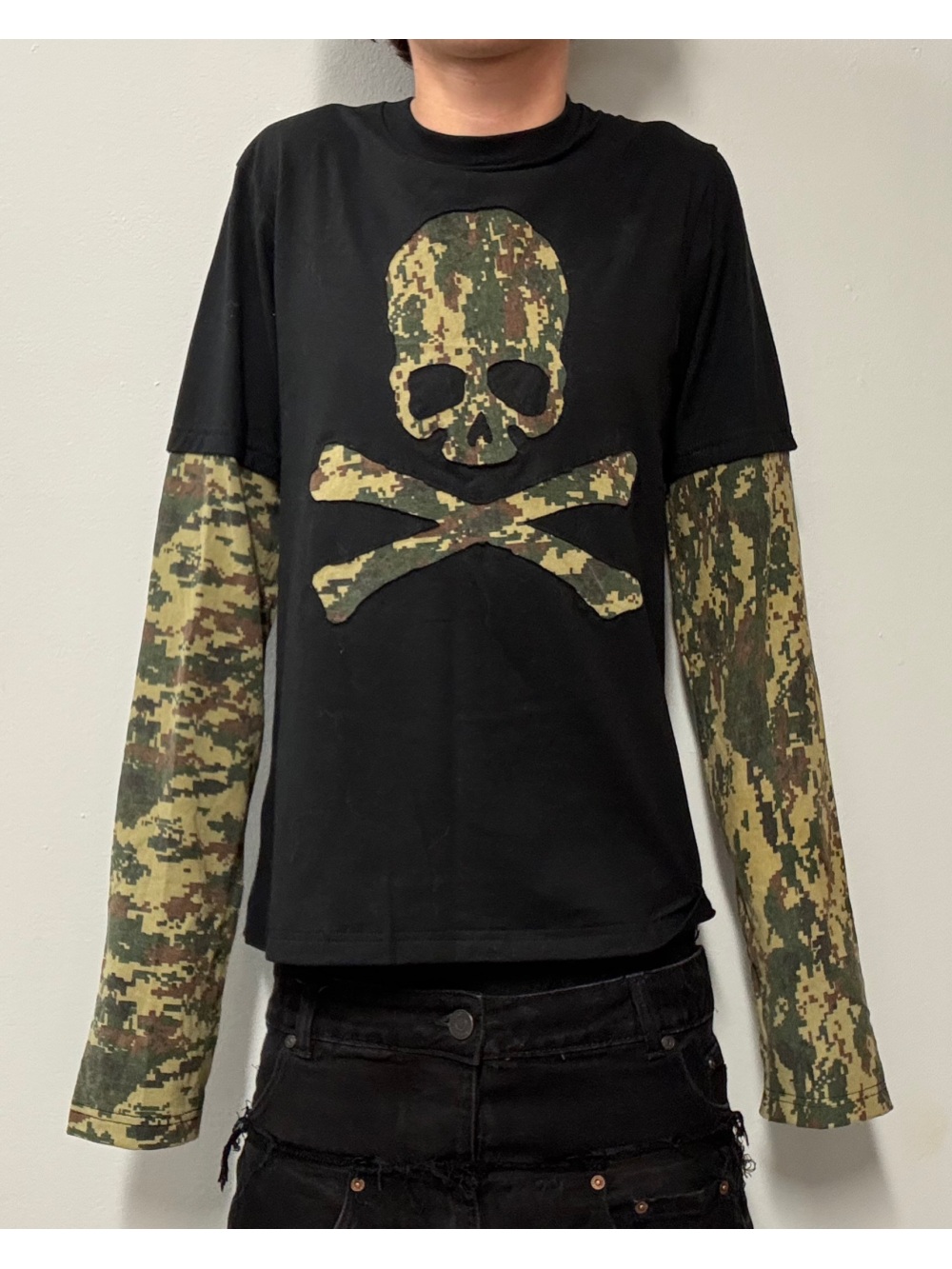 Street Fashion China - 2026 new American retro camouflage skeleton
